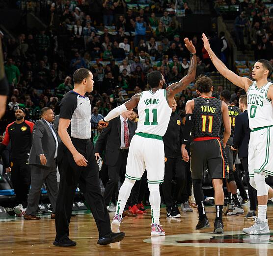 包含太阳轻取深圳队，欧文带队取胜的词条