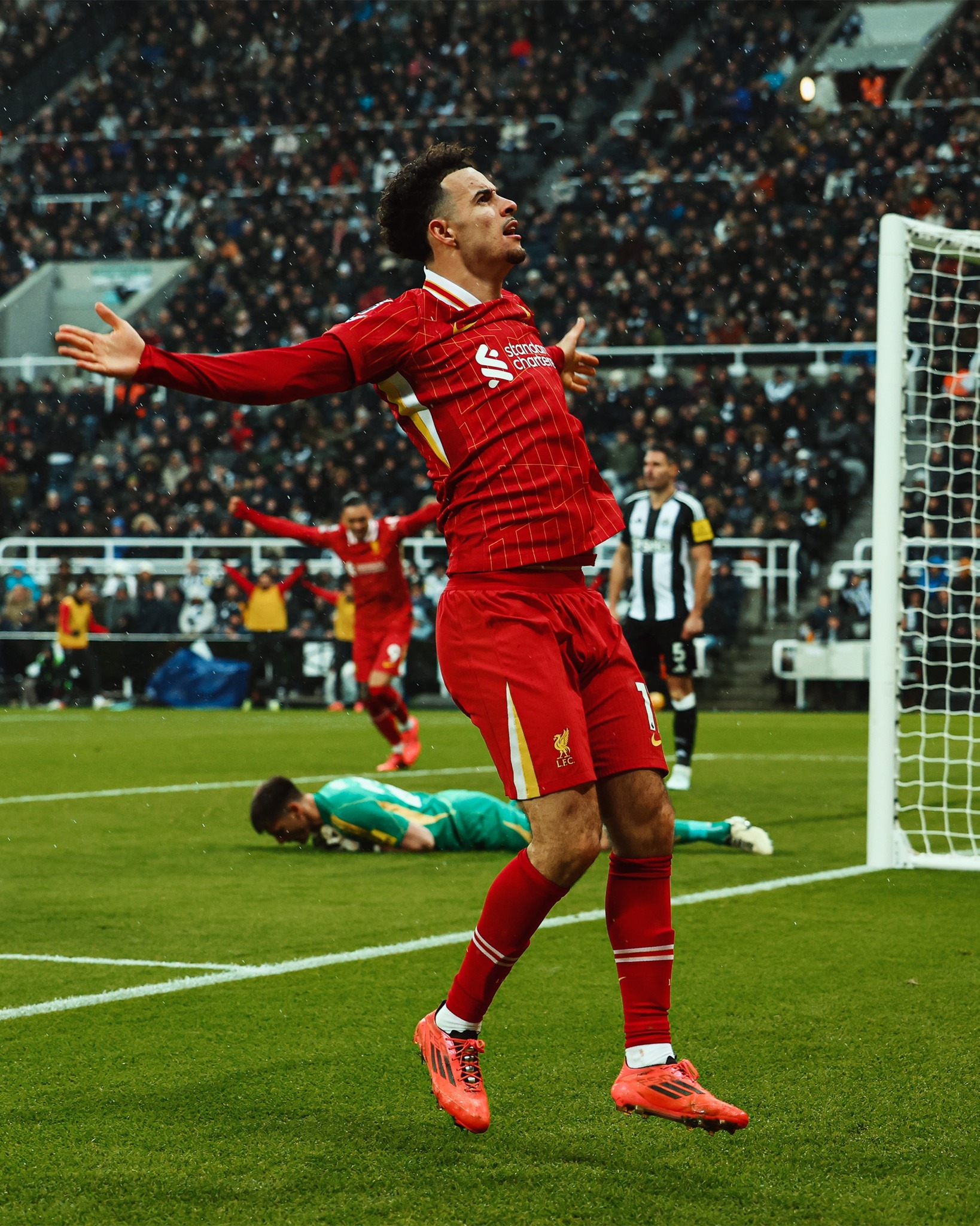 塞内加尔横扫德国,萨拉赫惊艳四座 塞内加尔横扫德国,萨拉赫惊艳四座