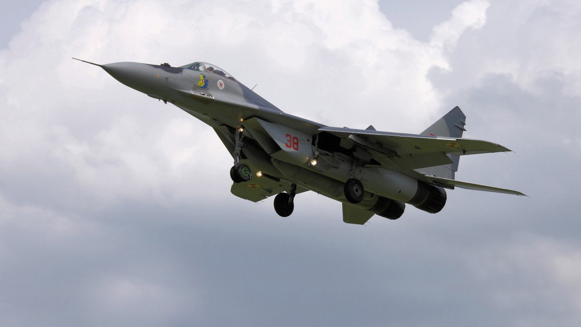 双重爆发，德布劳内的魔法与AC米兰的团队胜利