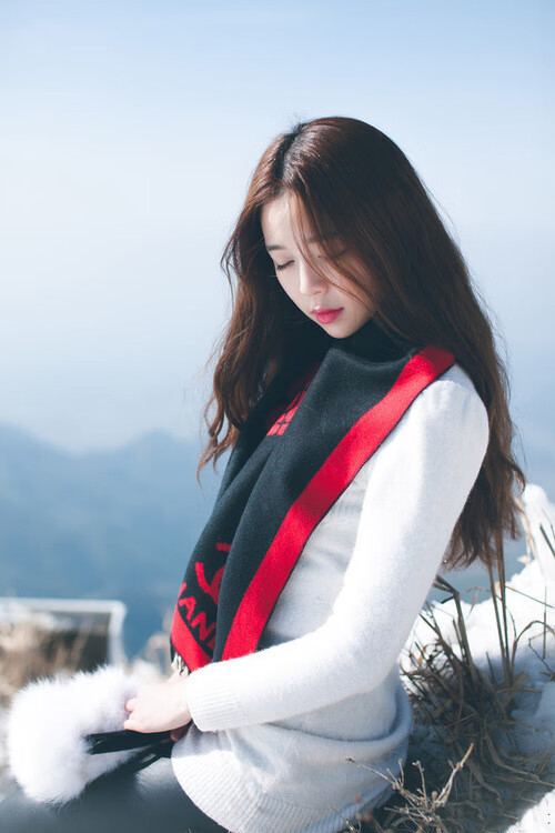 宿命与烈焰，当精密机械绞碎青春风暴