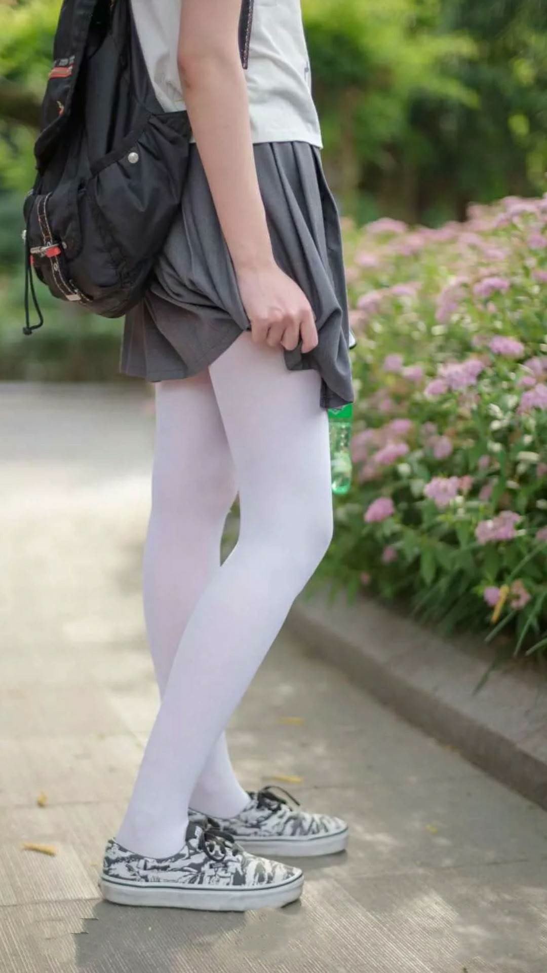 绿茵三色交响，贝林厄姆的独奏，秘鲁的坚韧，加纳的遗憾